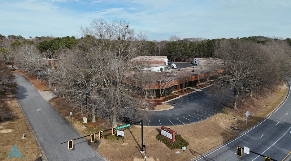 More Photos Of 2300 W Park Place Blvd, Stone Mountain Warehouse For Lease