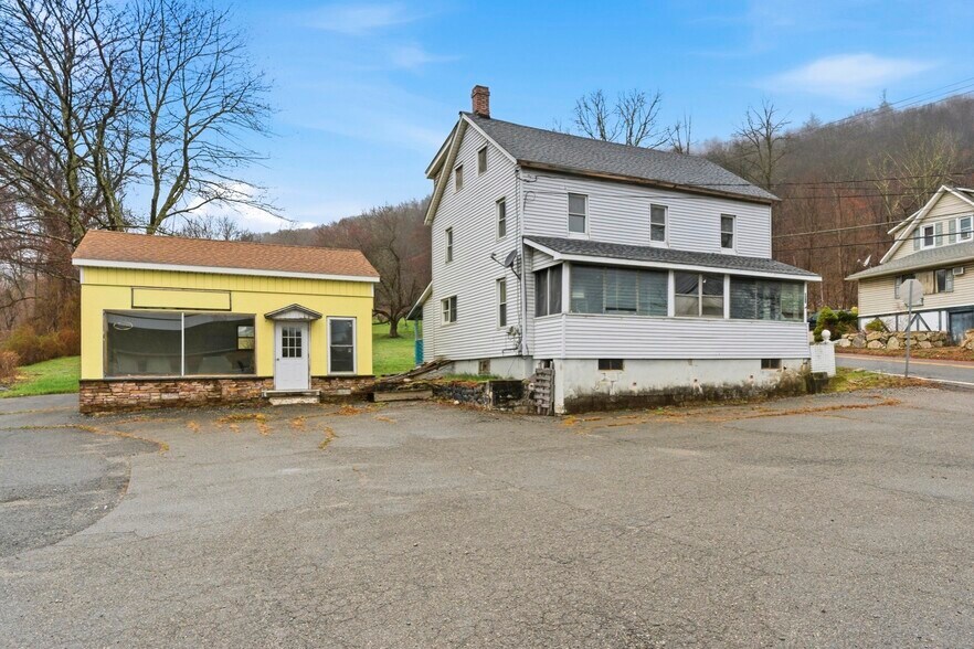 More Photos Of , Branchville Unknown For Sale