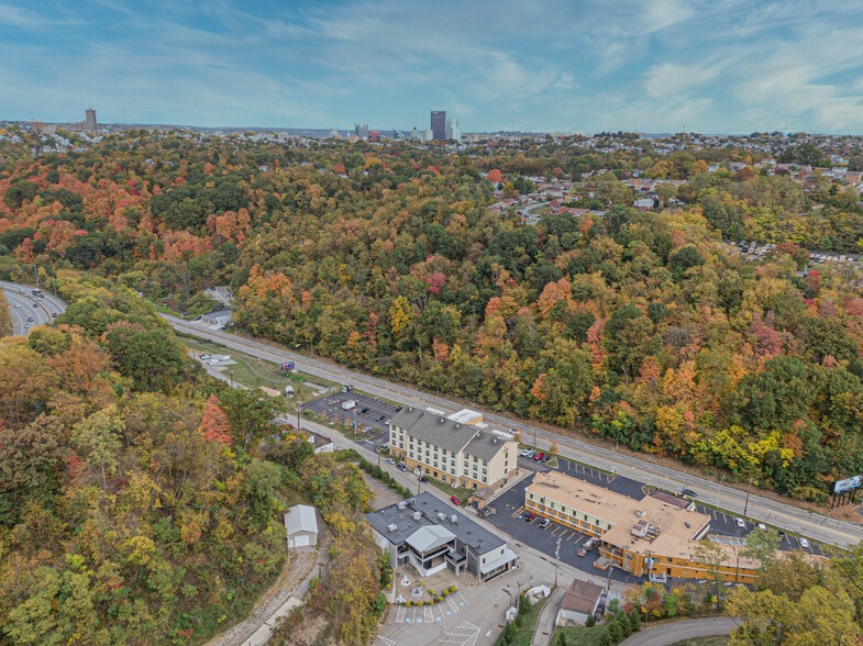 More Photos Of 1070 Baknsville Ave, Pittsburgh Lodge Meeting Hall For Sale