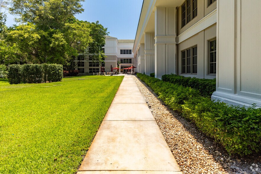 More Photos Of 1501 Yamato Rd, Boca Raton Office For Lease