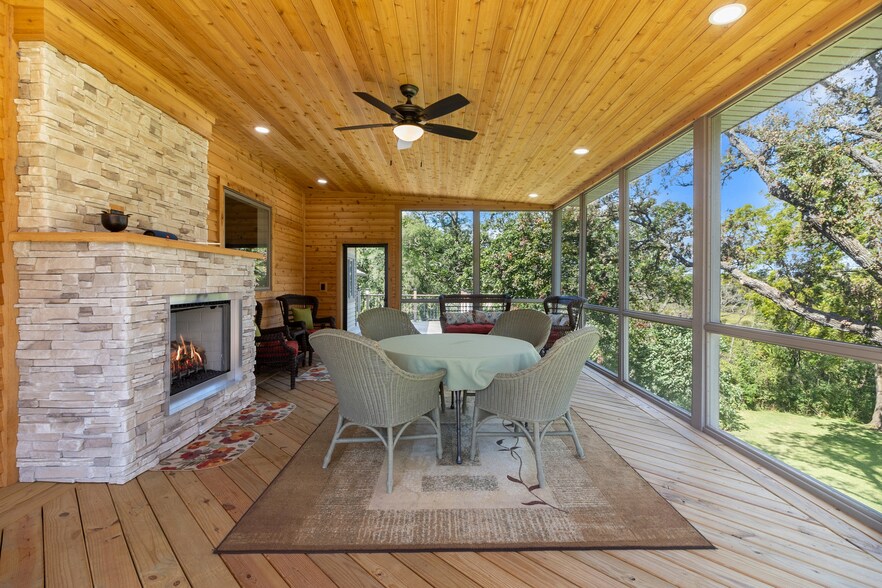 More Photos Of 8508 Il Route 120, Woodstock Specialty For Sale