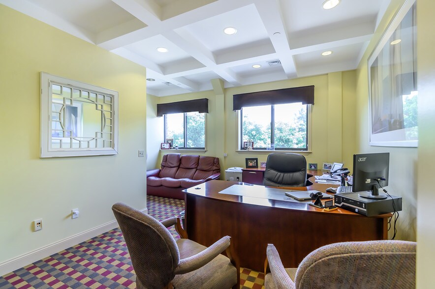 More Photos Of 630 Park St, Stoughton Office For Lease