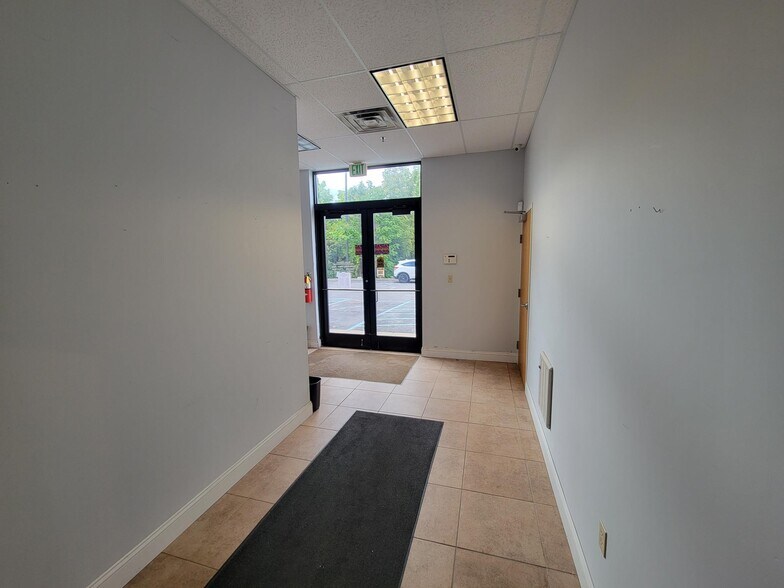 More Photos Of 8365 Wicker Ave, Saint John Department Store For Sale