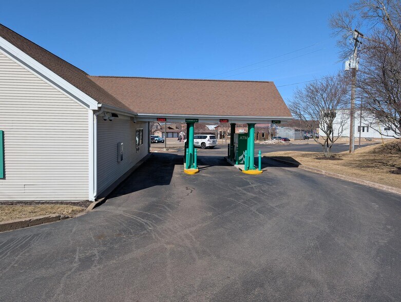 More Photos Of 509 Grand Ave, Neillsville Bank For Sale