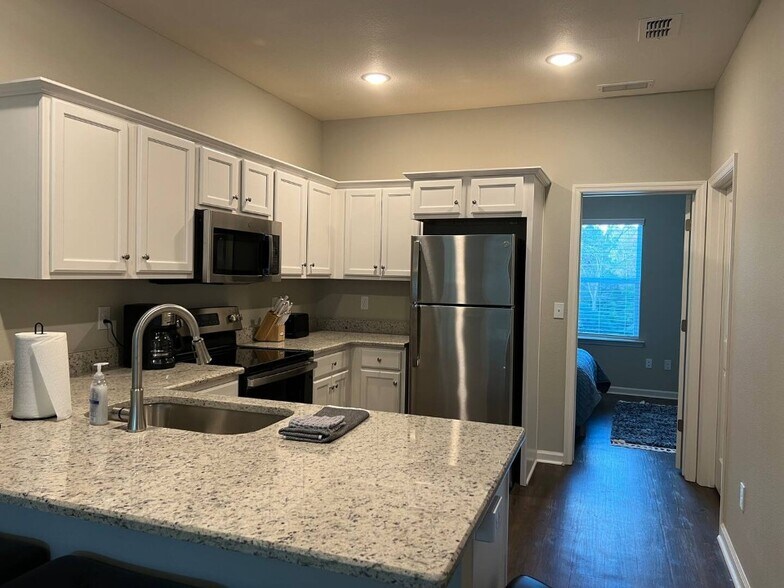 More Photos Of 2282 Del Carmel Way, Tallahassee Apartments For Sale