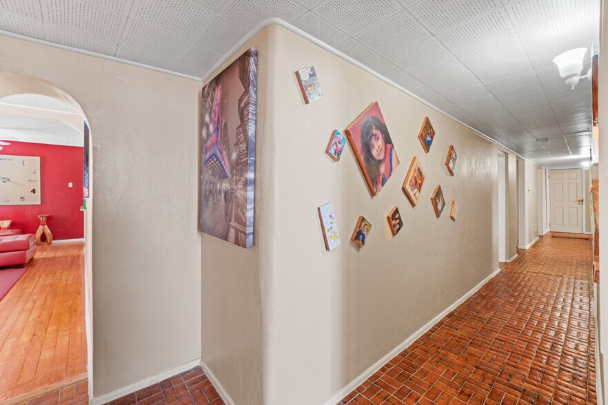 More Photos Of 10104 Socorro Rd, El Paso Storefront Retail Residential For Sale