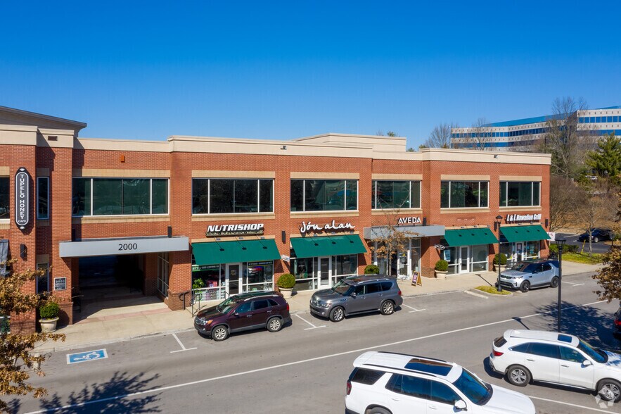 More Photos Of 2000 Meridian Blvd, Franklin Storefront Retail Office For Lease