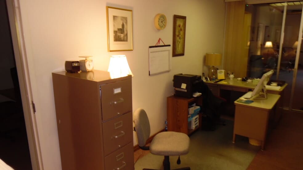 More Photos Of 300 S 7th St, Las Vegas Religious Facility For Sale