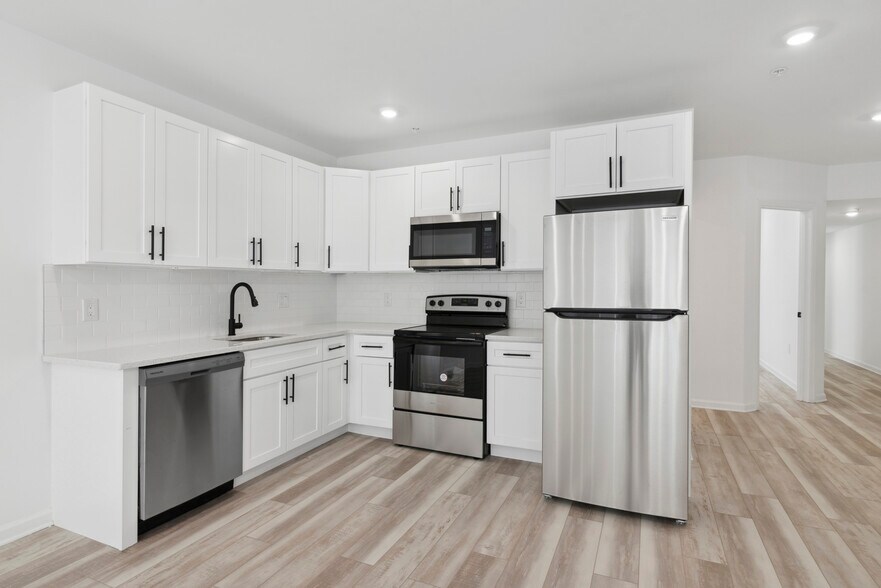 More Photos Of 890 N 42nd St, Philadelphia Multifamily For Sale