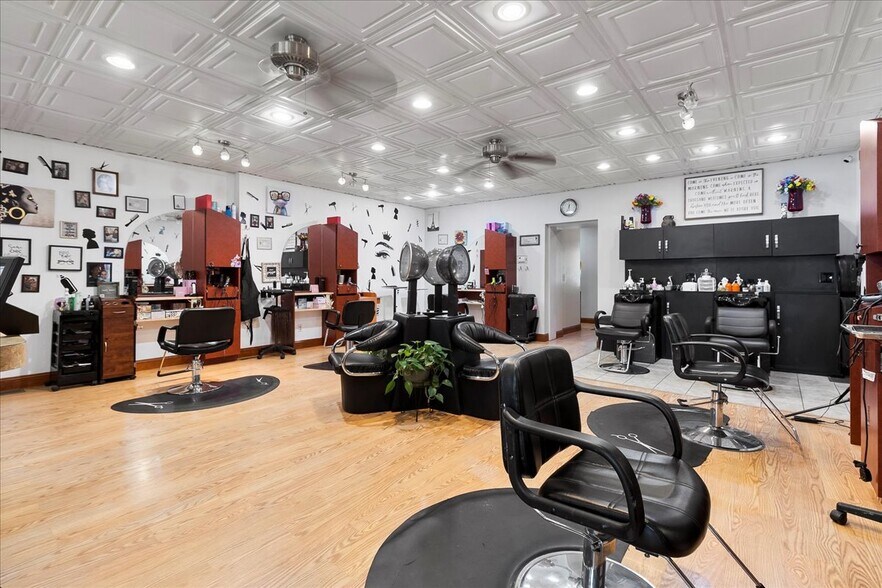 More Photos Of 39 Hudson St, South Glens Falls Storefront Retail Residential For Sale