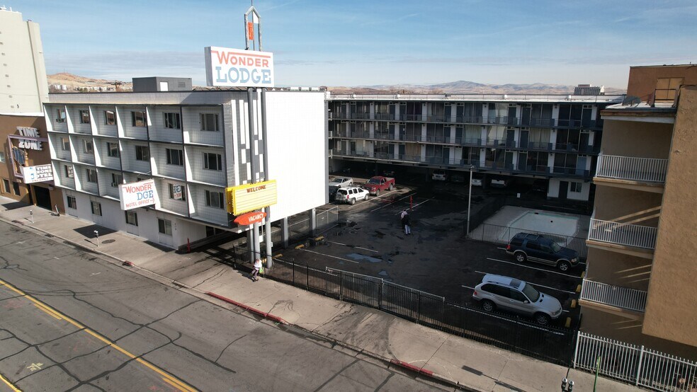 More Photos Of 430 Lake St, Reno Hotel For Sale