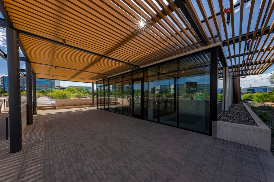 More Photos Of 1295 W Washington St, Tempe Office For Lease