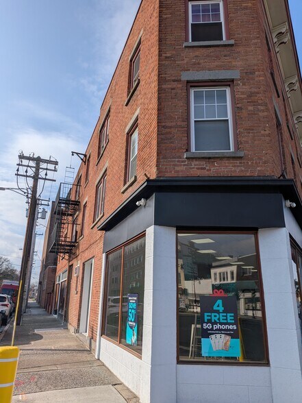 More Photos Of 585 Broadway, Kingston Storefront Retail Office For Lease