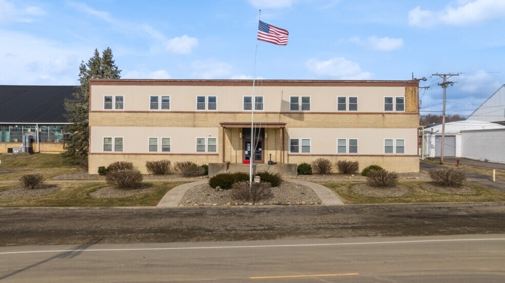 More Photos Of 16123 Armour St NE, Alliance Warehouse For Lease