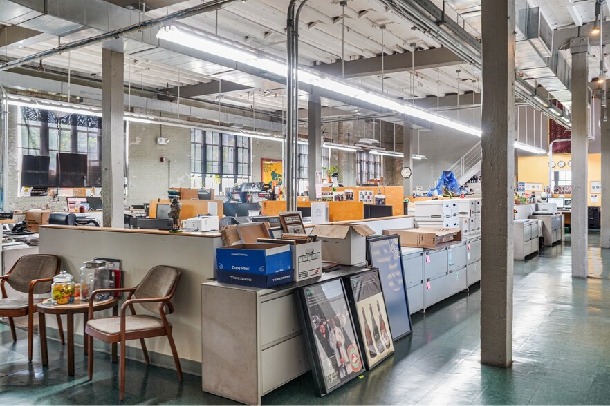 More Photos Of 79 N 11th St, Brooklyn Warehouse For Lease