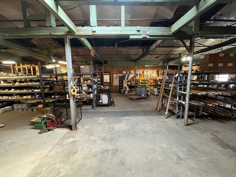 More Photos Of 61 Washington St, Auburn Warehouse For Sale
