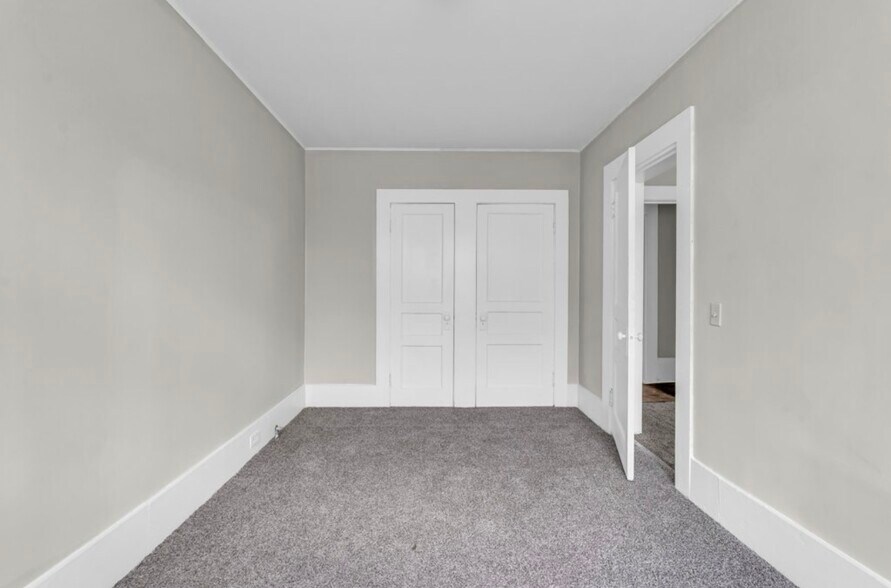 More Photos Of 123 Cottrell st, West Point Multifamily For Sale