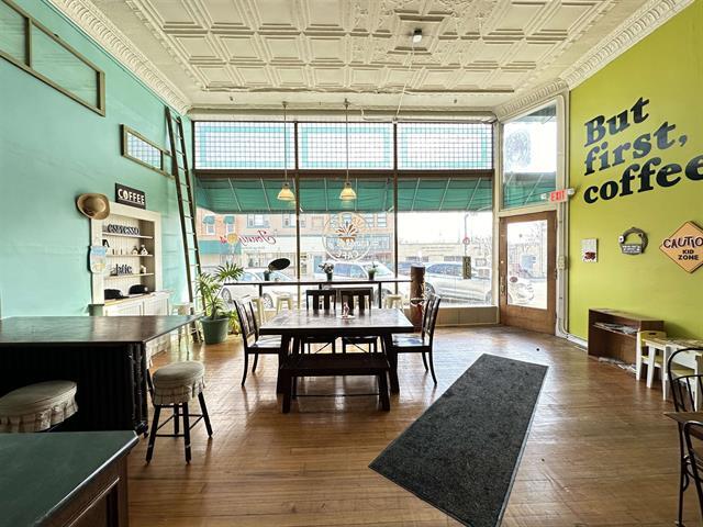 More Photos Of 203 N Main St, Monticello Storefront Retail Residential For Lease