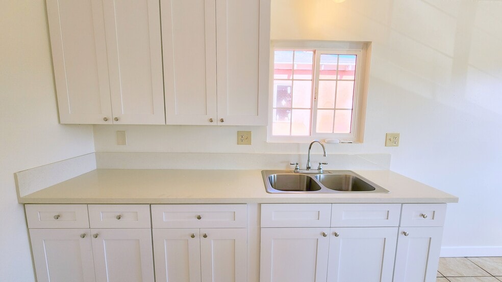 More Photos Of 2325 Angela St, Pomona Apartments For Sale