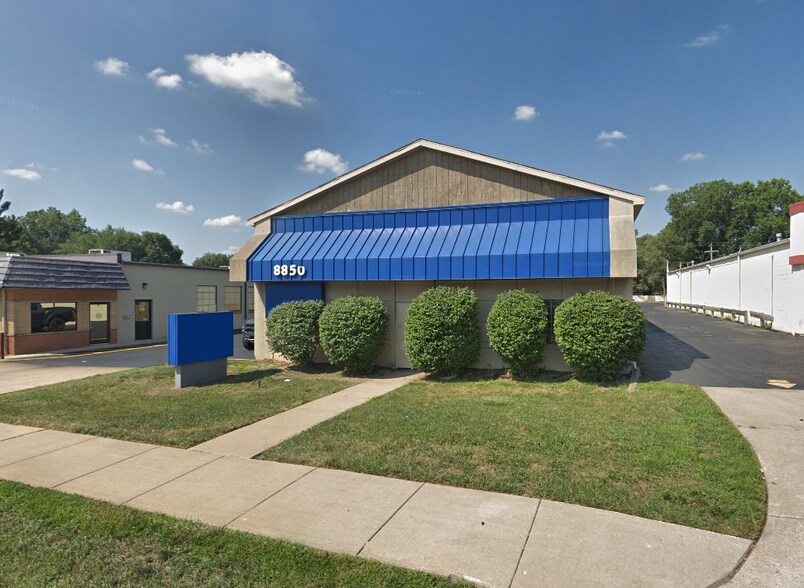 Primary Photo Of 8850 S Telegraph Rd, Taylor Medical For Sale
