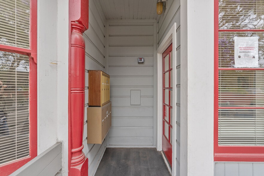 More Photos Of 2424-2428 Dwight Way, Berkeley Medical For Lease