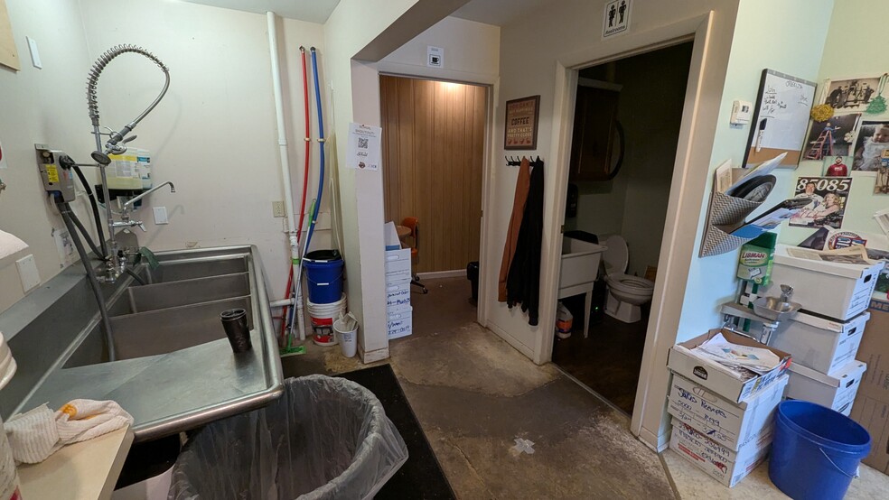 More Photos Of 173 E Kasson Rd, Maple City Industrial For Sale