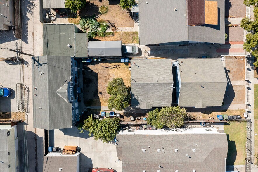 More Photos Of 212 E 62nd St, Los Angeles Apartments For Sale