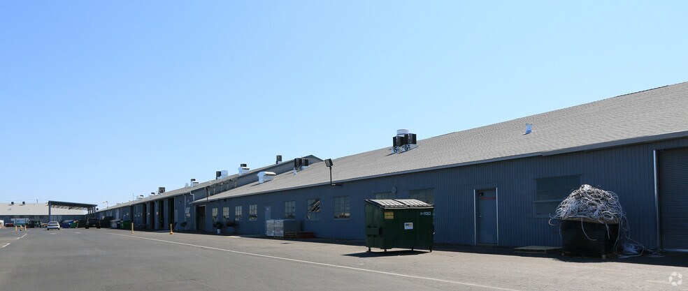More Photos Of 4522 Parker Ave, Mcclellan Warehouse For Lease