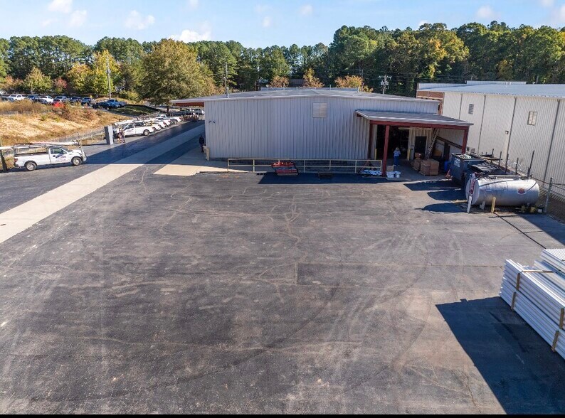 More Photos Of 3716 Auburn Church Rd, Garner Warehouse For Lease