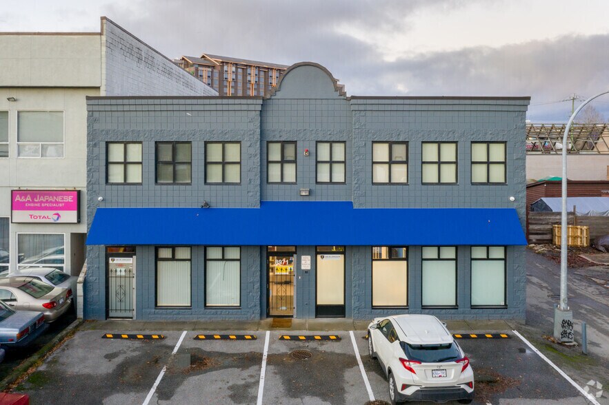 More Photos Of 8971 Beckwith Rd, Richmond Office For Sale