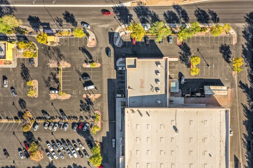 More Photos Of 2943-3073 W Craig Rd, North Las Vegas Unknown For Lease