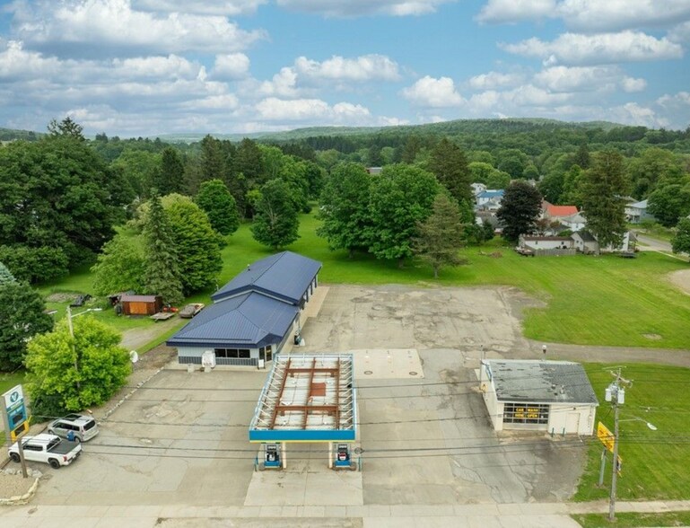 More Photos Of 87 N Main St, Franklinville Service Station For Lease