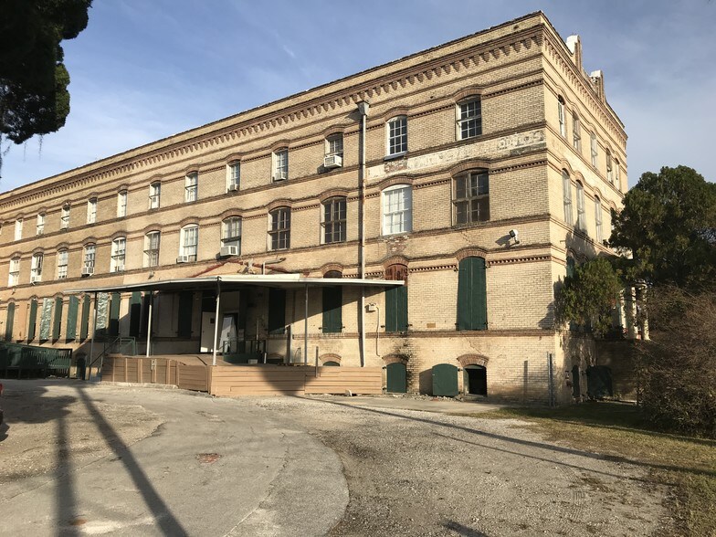 More Photos Of 1906 N Armenia Ave, Tampa Loft Creative Space For Lease