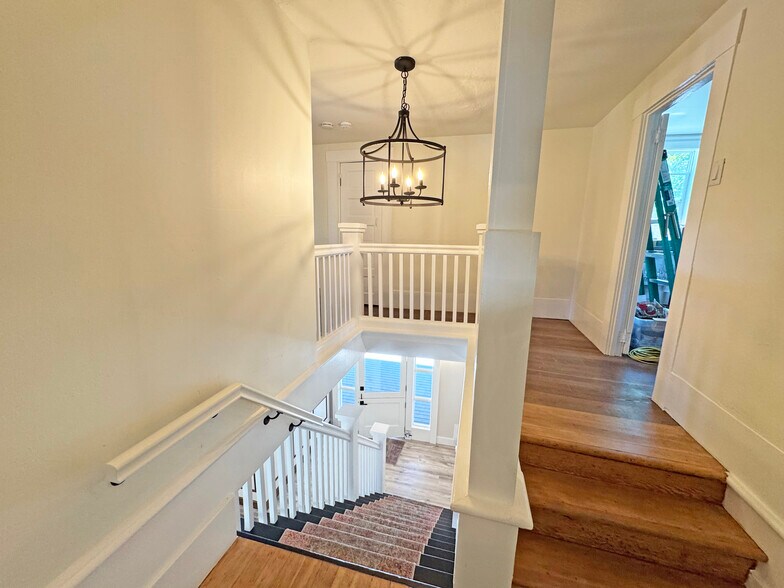 More Photos Of 745 Park St, Paso Robles General Retail For Sale