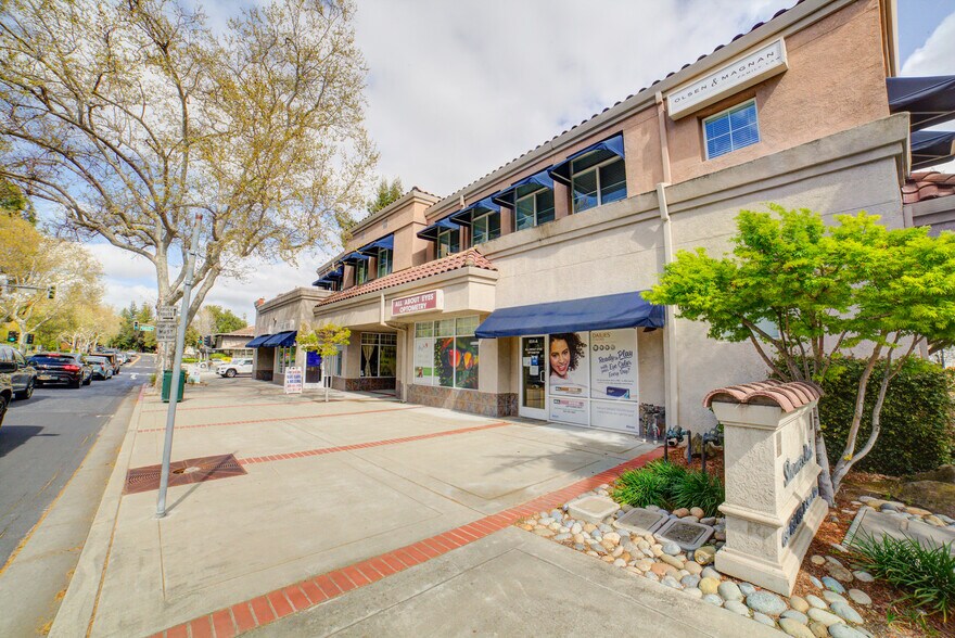 More Photos Of 656 N Santa Cruz Ave, Los Gatos Storefront Retail Residential For Sale