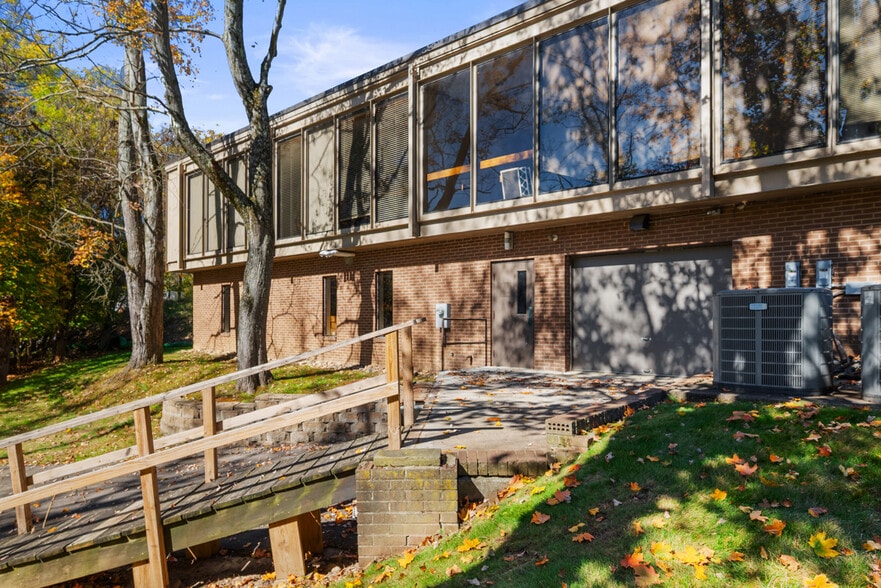 More Photos Of 11 Mayview Rd, Bridgeville Office For Sale