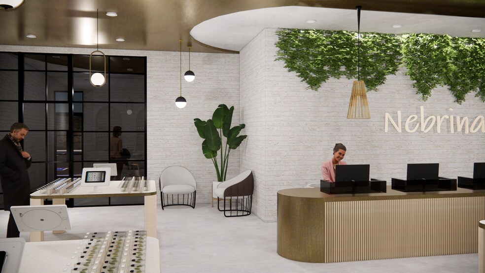 More Photos Of 770 W 19th St, Costa Mesa Showroom For Sale