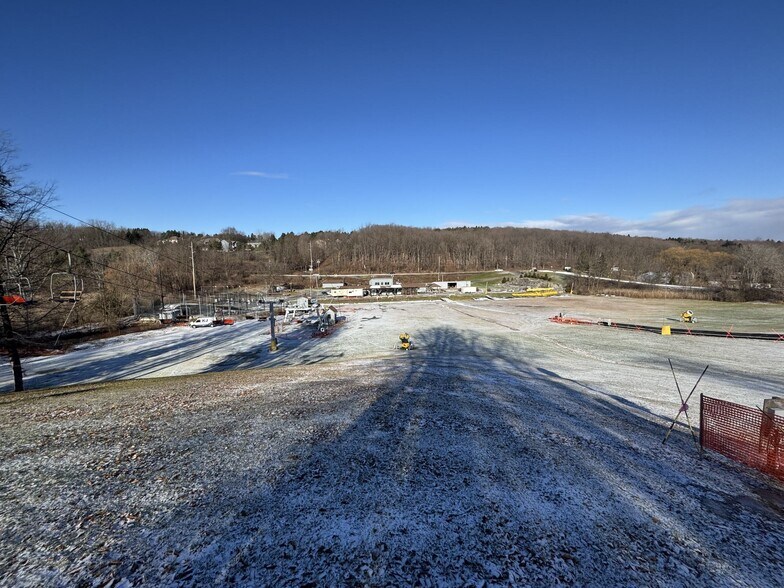 More Photos Of 8012 E Genesee St, Fayetteville Land For Sale