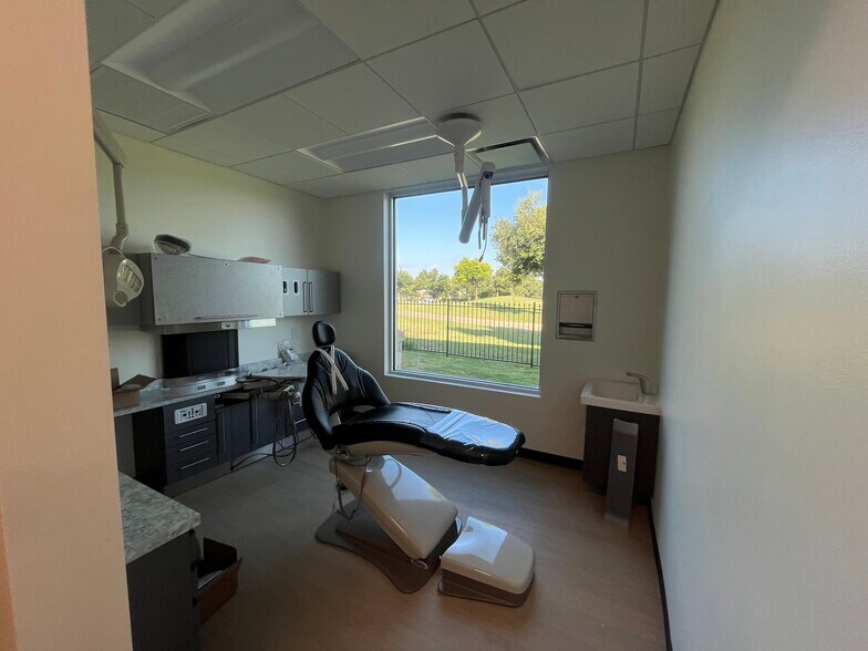 More Photos Of 15004 Avery Ranch Blvd, Austin Medical For Lease