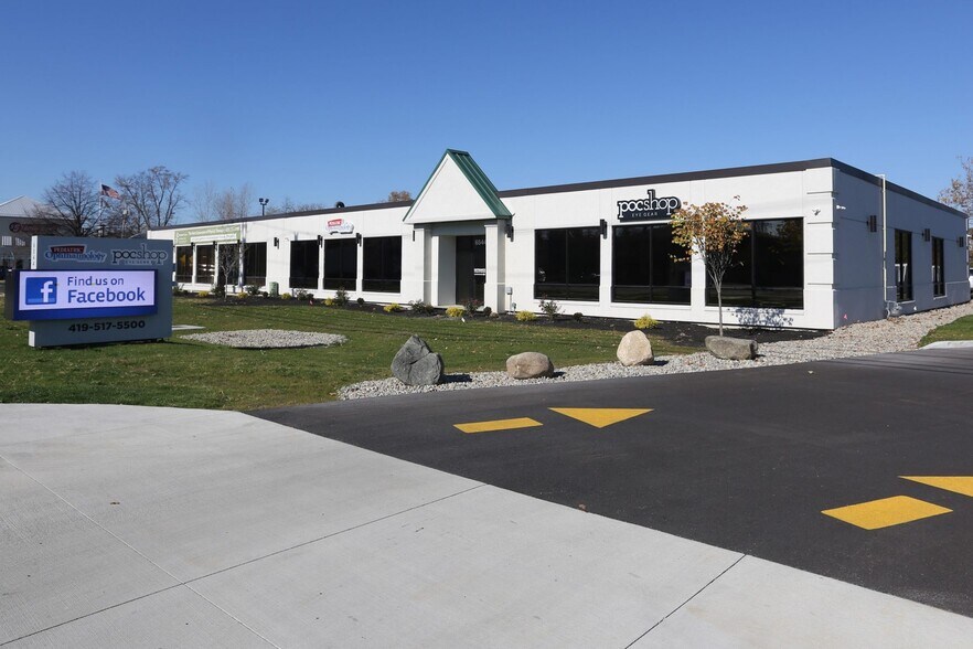 More Photos Of 3130 Central Park W, Toledo Office For Lease