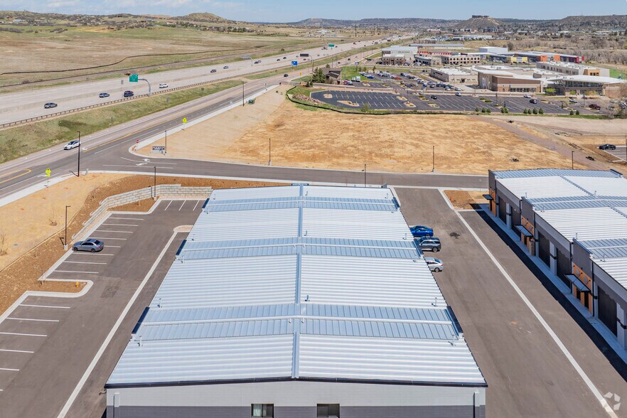 More Photos Of 1010 S Interstate 25, Castle Rock Showroom For Lease