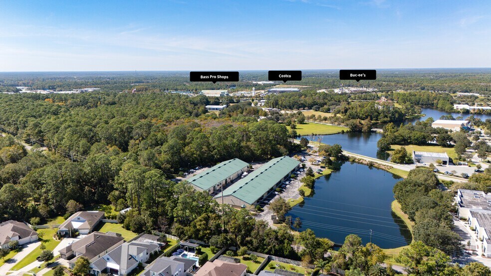 More Photos Of 310 Commerce Lake Dr, Saint Augustine Light Distribution For Lease