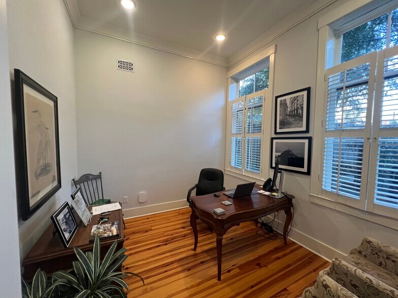 More Photos Of 419 Montgomery St, Savannah Storefront Retail Residential For Sale