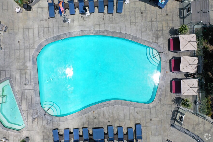 More Photos Of 700 W 9th St, Los Angeles Apartments For Lease