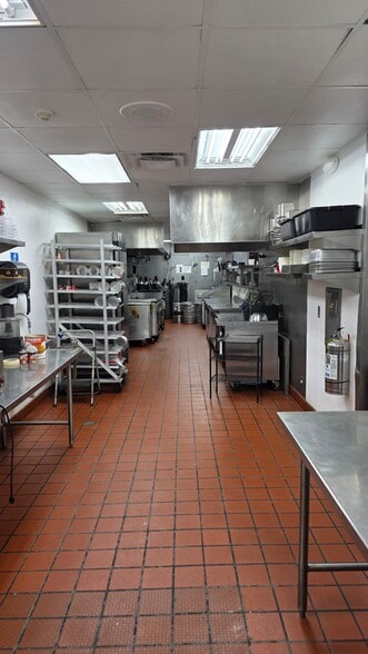 More Photos Of 2102 Telshor Ct, Las Cruces Restaurant For Sale