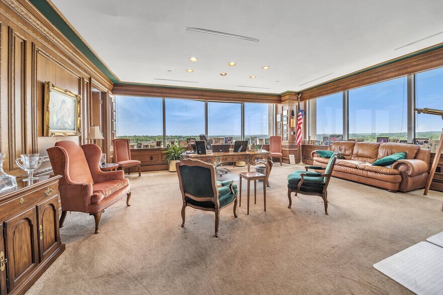 More Photos Of 3824 Northern Pike, Monroeville Medical For Sale