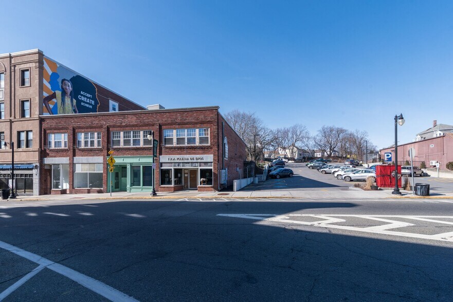 More Photos Of 2 Monument Sq, Woonsocket Medical For Sale