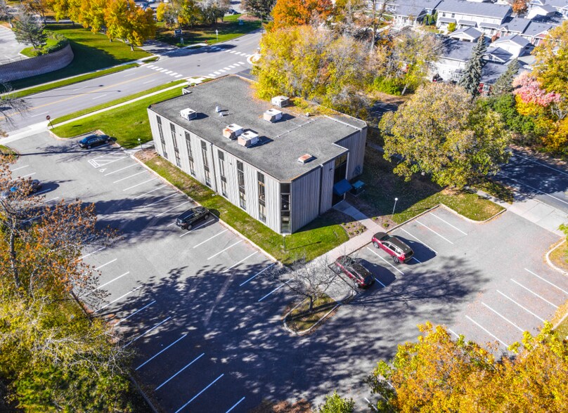 More Photos Of 6240 N Quinwood Ln, Maple Grove Medical For Lease