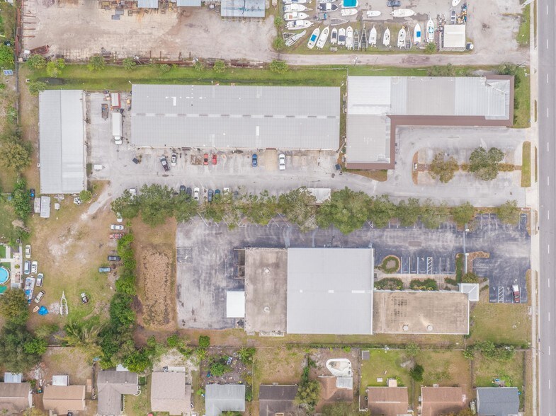 More Photos Of 13080 S Belcher Rd, Largo Office For Lease