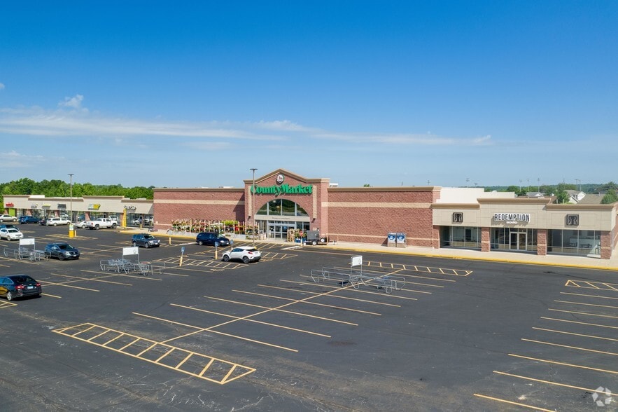 More Photos Of 5-37 Winfield Plaza, Winfield Unknown For Lease